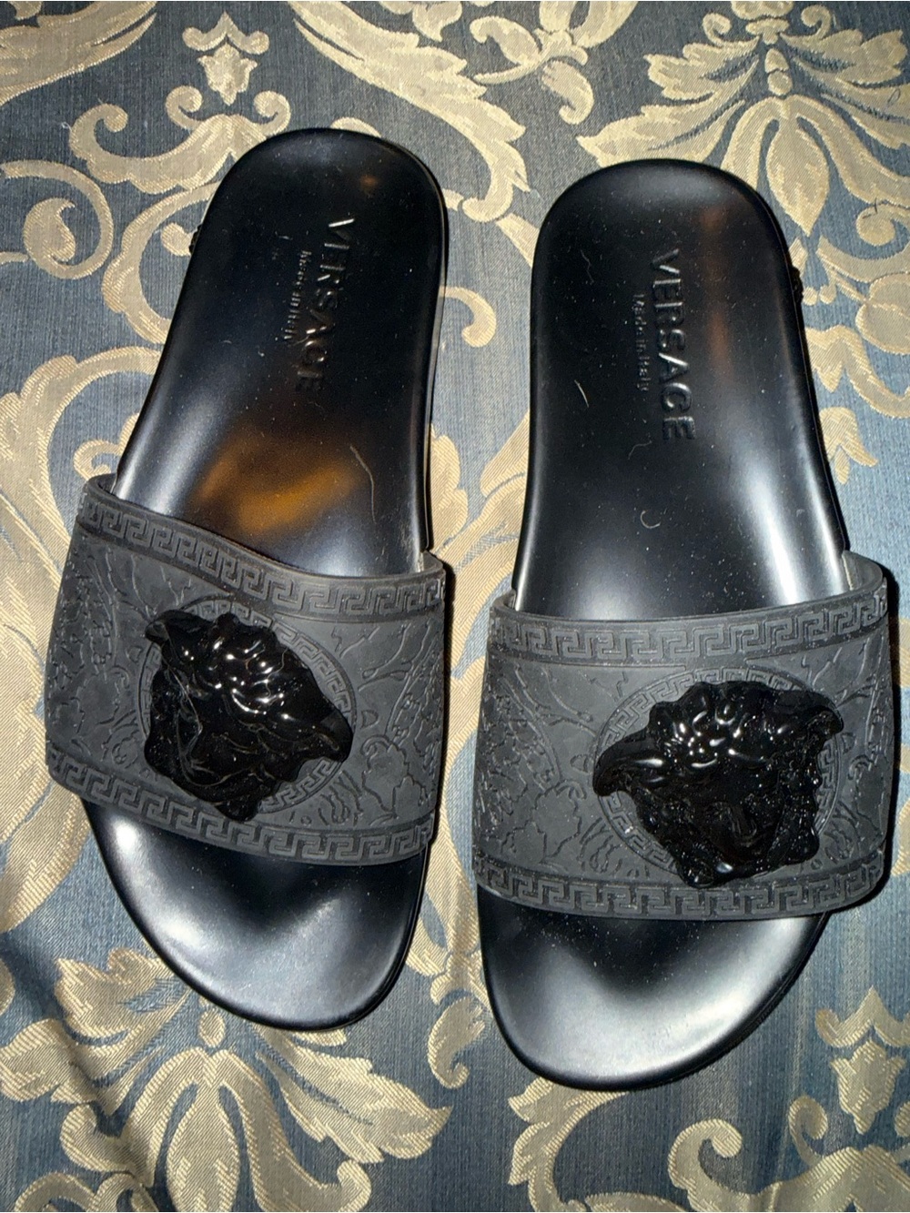 V Inspired Black Medusa Embossed Rubber Slide Sandals - Women's 39